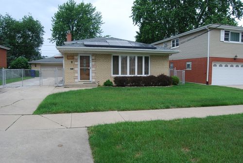 10720 Laramie Ave, Oak Lawn, IL, 60453-5106 | Card Image