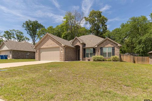 107 Rose Row Ln, Winona, TX, 75792-4912 | Card Image