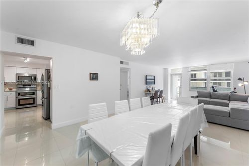 apt-301-9511 Collins Ave, Surfside, FL, 33154-2619 | Card Image