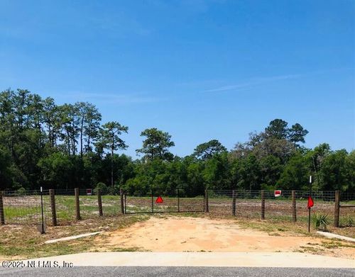1551 State Road 100, MELROSE, FL, 32666-3503 | Card Image