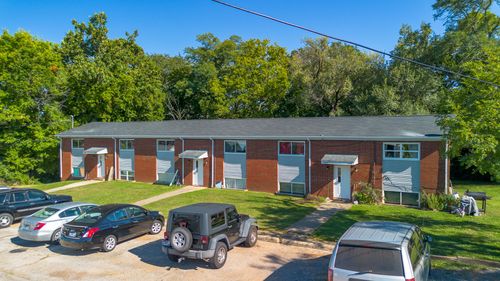1305 Urban Dr, Morristown, TN, 37813-2061 | Card Image