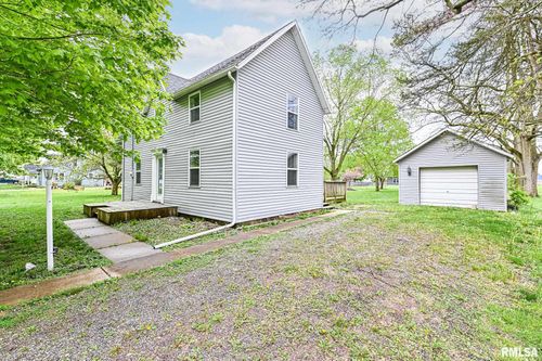 114 Detweiller St, Congerville, IL, 61729-9550 | Card Image