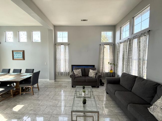 737 Blausanne Ln, House other with 6 bedrooms, 4 bathrooms and null parking in Manteca CA | Image 17