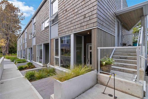 121-1720 Fairfield Rd, Victoria, BC, V8S1G3 | Card Image
