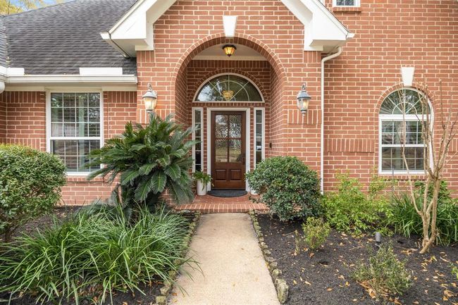 Discover this beautifully renovated home featuring modern designs, just a short walk from schools and the park. | Image 4