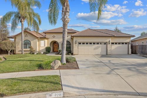 729 Saint Thomas Ct, Exeter, CA, 93221-2400 | Card Image