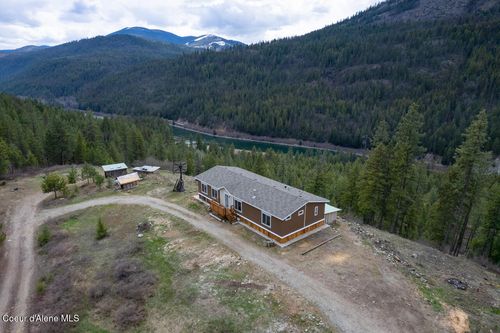 79714 Highway 2, Moyie Springs, ID, 83845-5054 | Card Image