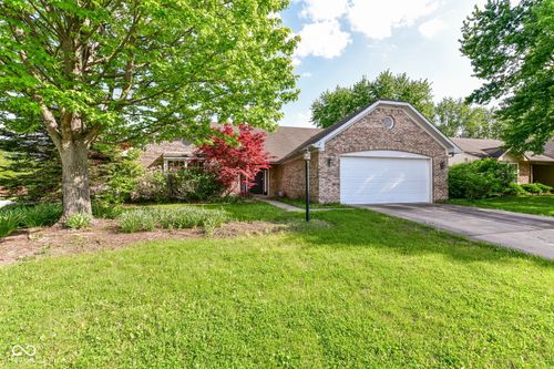 328 Brooks Bnd, Brownsburg, IN, 46112-9243 | Card Image