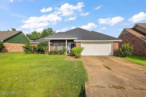 204 Cherry Bark Dr, Brandon, MS, 39047-9552 | Card Image