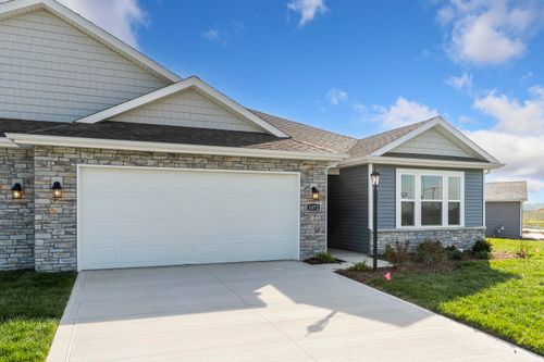 1072 Butler Lake Ct, Fort Wayne, IN, 46818-0209 | Card Image