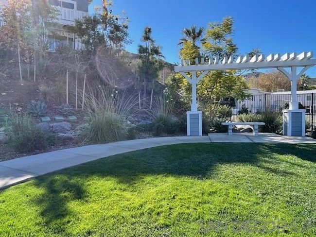 7825 Cypress Dr, Townhouse with 3 bedrooms, 3 bathrooms and 2 parking in Santee CA | Image 6