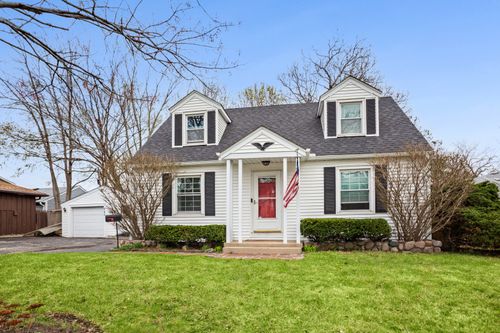 943 Lilac Ln, Highland Park, IL, 60035-3719 | Card Image