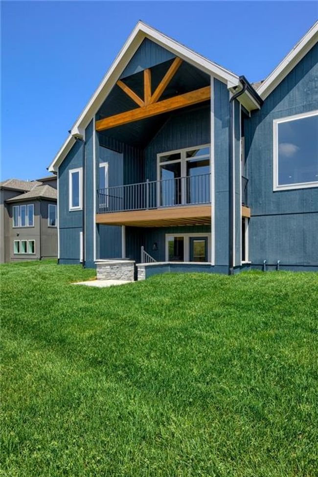 2307 W 176 Th Ter, House other with 4 bedrooms, 4 bathrooms and null parking in Overland Park KS | Image 47