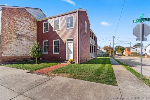 627 Walnut St, Madison, IN, 47250-3674 | Card Image