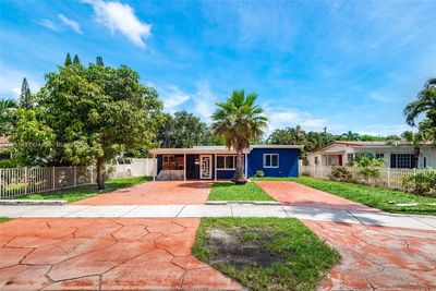 1919 Sherman St, House other with 3 bedrooms, 2 bathrooms and null parking in Hollywood FL | Image 3