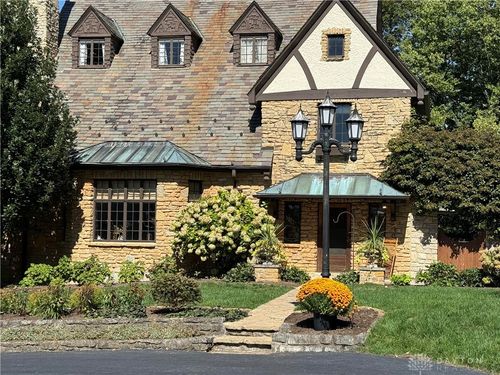 305 Glenridge Rd, Dayton, OH, 45429-1631 | Card Image