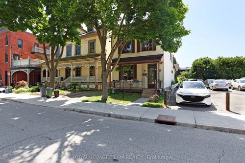 142 Cathcart St, Ottawa, ON, K1N5B8 | Card Image