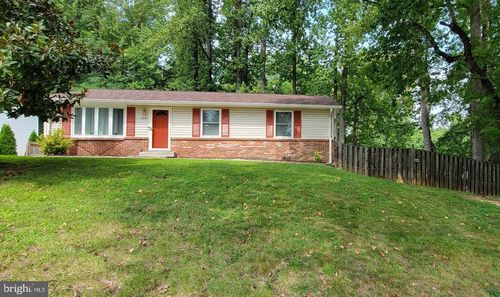 6780 Glen Albin Rd, La Plata, MD, 20646-3960 | Card Image