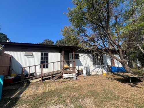 261 An County Road 366, Palestine, TX, 75803-4315 | Card Image