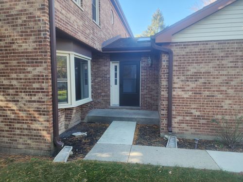 1612 N Windsor Dr, Arlington Heights, IL, 60004-4104 | Card Image