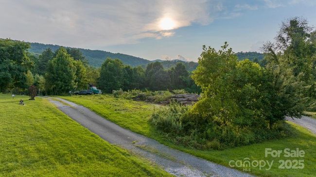 400 Old Dula Rd, Home with 0 bedrooms, 0 bathrooms and null parking in Spruce Pine NC | Image 10