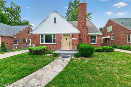 2249 Benjamin Ave, Royal Oak, MI, 48073-3710 | Card Image