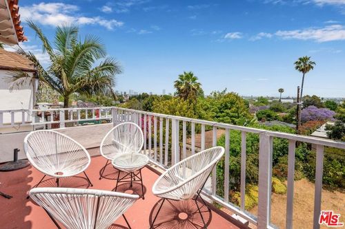 1906 Preuss Rd, Los Angeles, CA, 90034-1107 | Card Image