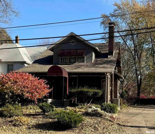 2125 Eastern Ave, Davenport, IA, 52803-2003 | Card Image