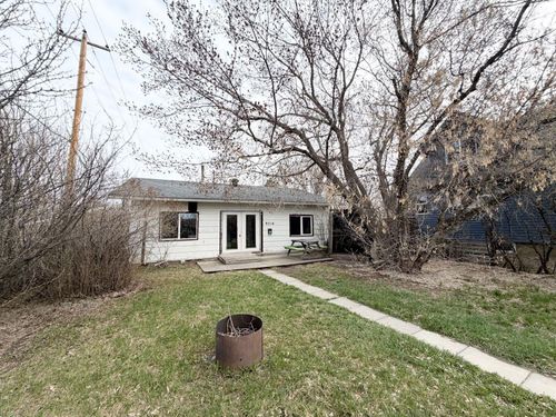 9516 102 Ave, Grande Prairie, AB, T8V0Z6 | Card Image