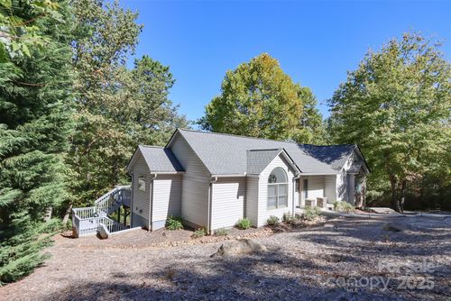 110 Lakewood Dr, Lake Lure, NC, 28746-8217 | Card Image