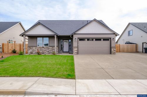 338 Ne Cedar St, Sublimity, OR, 97385 | Card Image