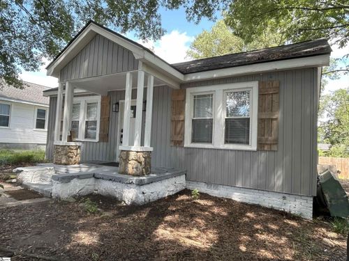 15 Piedmont Ave, Greenville, SC, 29611-5143 | Card Image