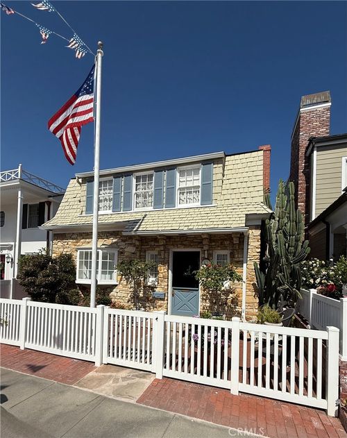 308 Coral Ave, Newport Beach, CA, 92662-1142 | Card Image