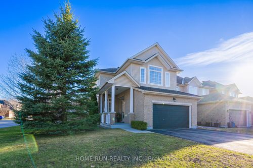 131 Kinghaven Cres, Kanata, ON, K2M0C3 | Card Image