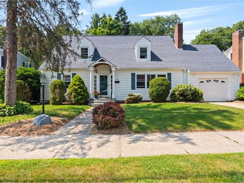 150 Killarney Dr, Burlington, VT, 05408-2707 | Card Image