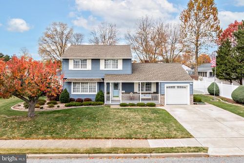 312 Croce Ave, Gibbstown, NJ, 08027-1620 | Card Image