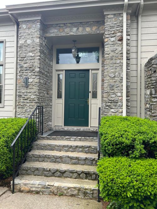 1667 Snow Goose Cir, Lexington, KY, 40511-1373 | Card Image