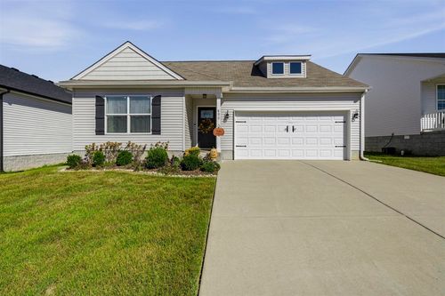 890 Mcfadin Station St, Bowling Green, KY, 42103-8604 | Card Image
