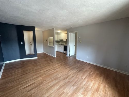 apt-80a-915 Edgell Rd, Framingham, MA, 01701-3109 | Card Image