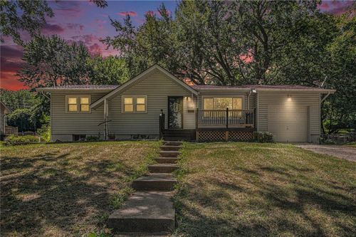 6314 Wabash Ave, Gladstone, MO, 64118-3700 | Card Image