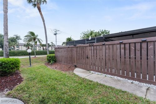6312 Royal Woods Dr, FORT MYERS, FL, 33908-6137 | Card Image