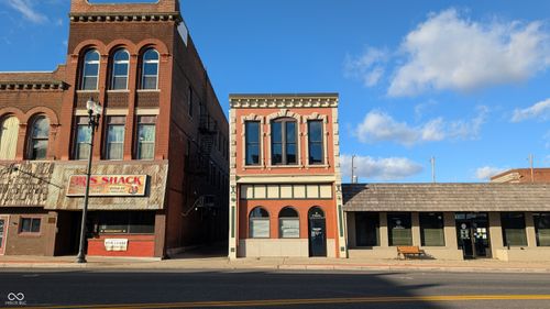 11 W National Ave, Brazil, IN, 47834-2536 | Card Image