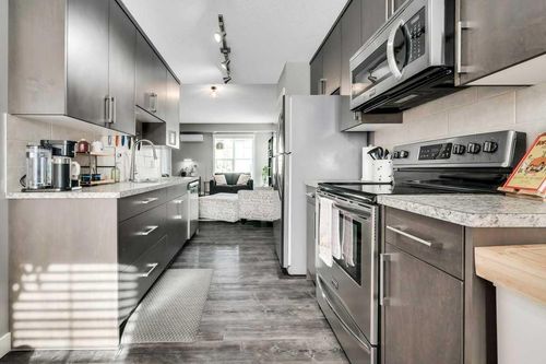 160 Cranford Walk Se, Calgary, AB, T3M1R5 | Card Image
