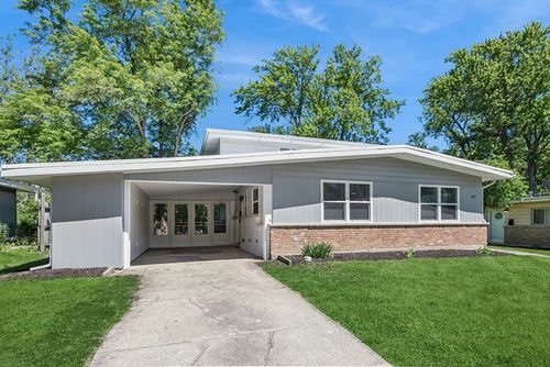 453 Tomahawk Street, Park Forest, IL, 60466 | Card Image