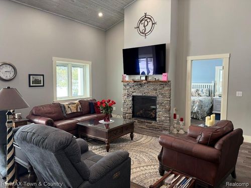 4415 Baker Rd, Alger, MI, 48610-8516 | Card Image