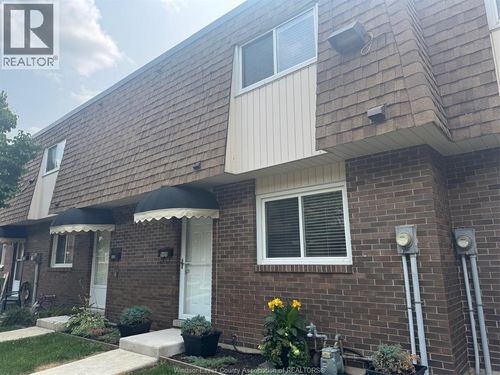 5458 Lassaline Avenue, Windsor, ON, N8T1A8 | Card Image