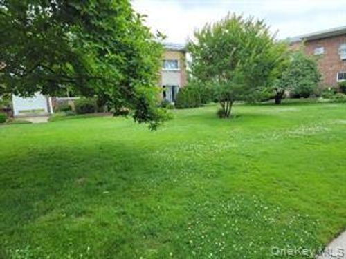 259 Newbridge Rd, Levittown, NY, 11756-1535 | Card Image