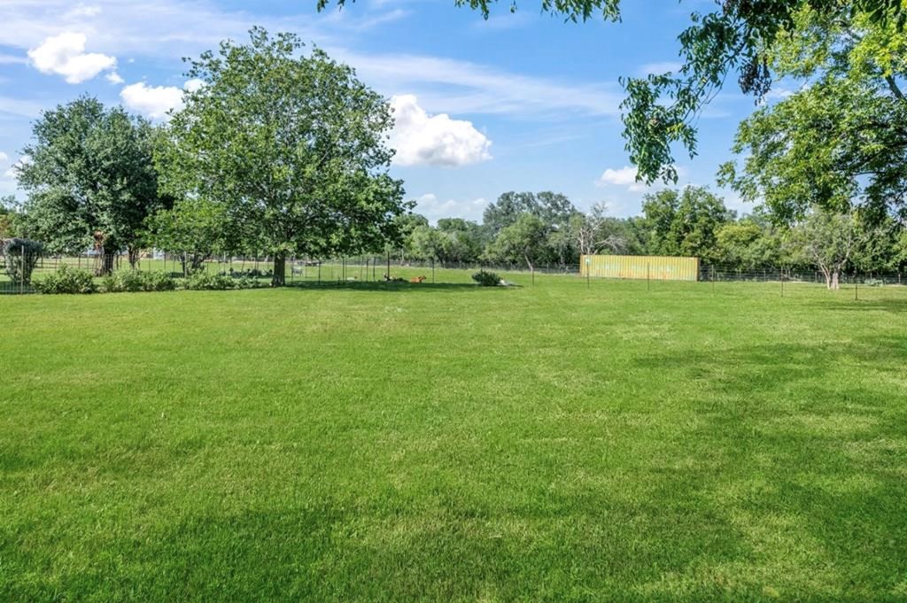 Land in Fredericksburg 4