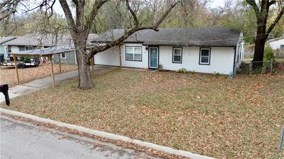 1732 Brook Street, House other with 3 bedrooms, 1 bathrooms and null parking in Lawrence KS | Image 2