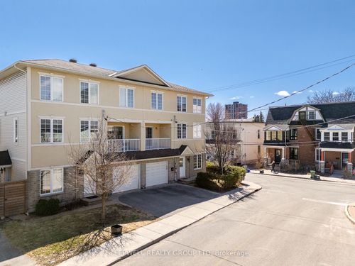 54 Christie St, Ottawa, ON, K1R0A9 | Card Image